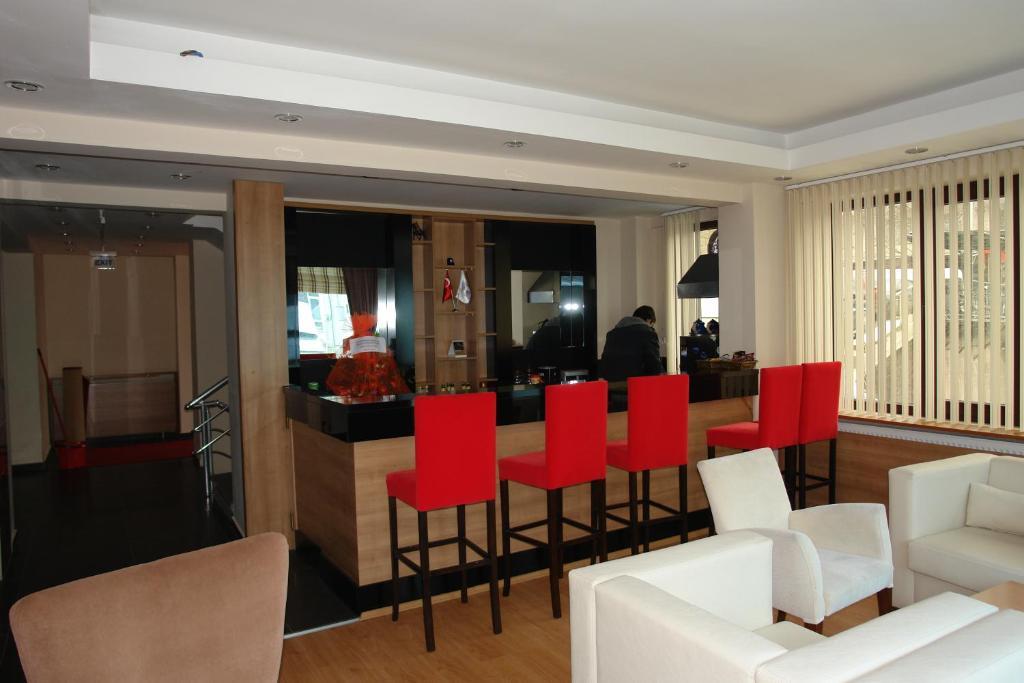 Hotel Almatur Yusufeli Экстерьер фото