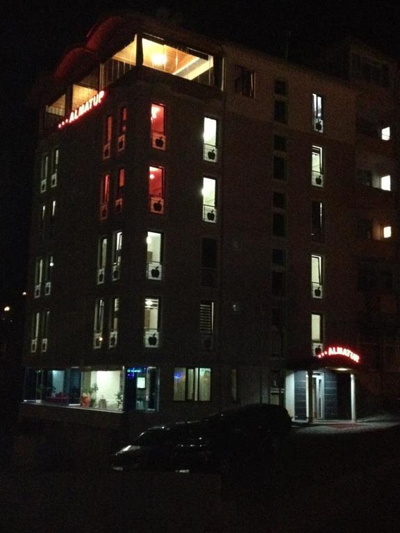 Hotel Almatur Yusufeli Экстерьер фото